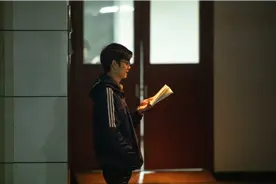 这届大学生流行“逆向考研”：清华考研去普本，985争“双非”名额图片