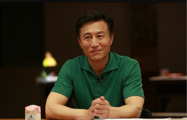 王洛勇:我这辈子最正确的决定,就是娶了一个平凡的妻子(王洛勇简历)