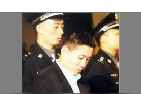 新中国一号悍匪张君，每次作案后一边品茶一边嘲笑警察无能图片