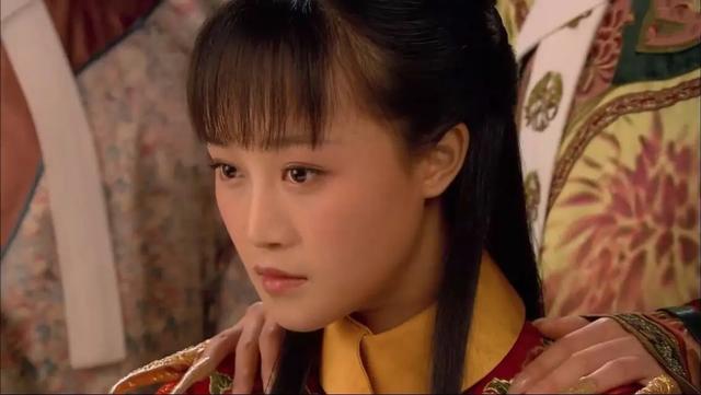 甄嬛是不是一直看不起浣碧 骨气和清高需要钱 浣碧却什么都没有 自由新闻