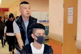 "大难不死"张云雷：从20米高台坠落命悬一线，郭德纲砸300万救活图片