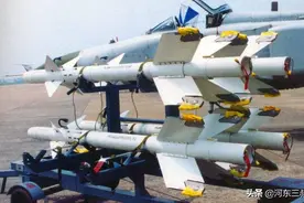 90年代，英国人眼中的歼10，以狮式为原型挂载怪蛇4格斗弹图片