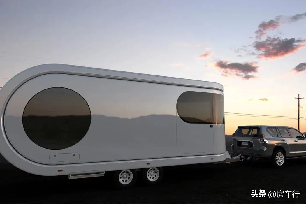 国产拖挂式房车那家强_Romotow拖车设计_旋转式拖挂房车