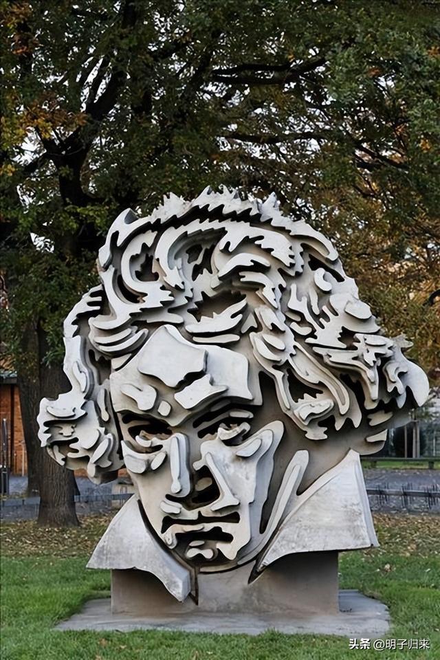 康德,黑格尔,费尔巴哈,马克思,恩格斯等哲学巨人和莱辛,歌德,海涅等文