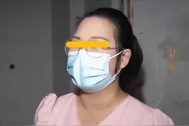 有电梯不能坐，怀孕8个月女子被迫爬楼梯，物业：这是专属电梯图片