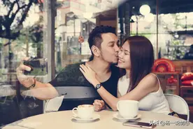 给我的情人写一封情书，让爱情升华成最美的烟火图片