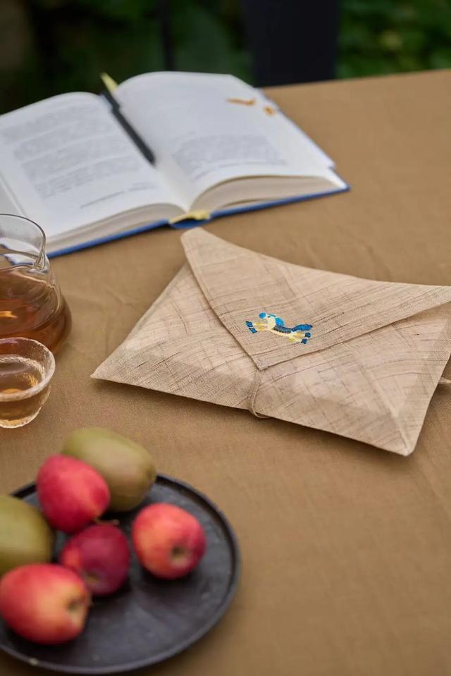 2026日历限量发售 | 每天一句“晚安”	，稳稳接住情绪