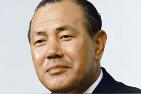 日本前首相田中角荣图片