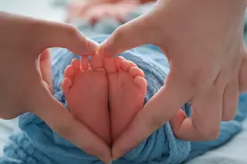 世界首个人造子宫工厂概念？一年量产3万婴儿，妇女地位会改变吗图片