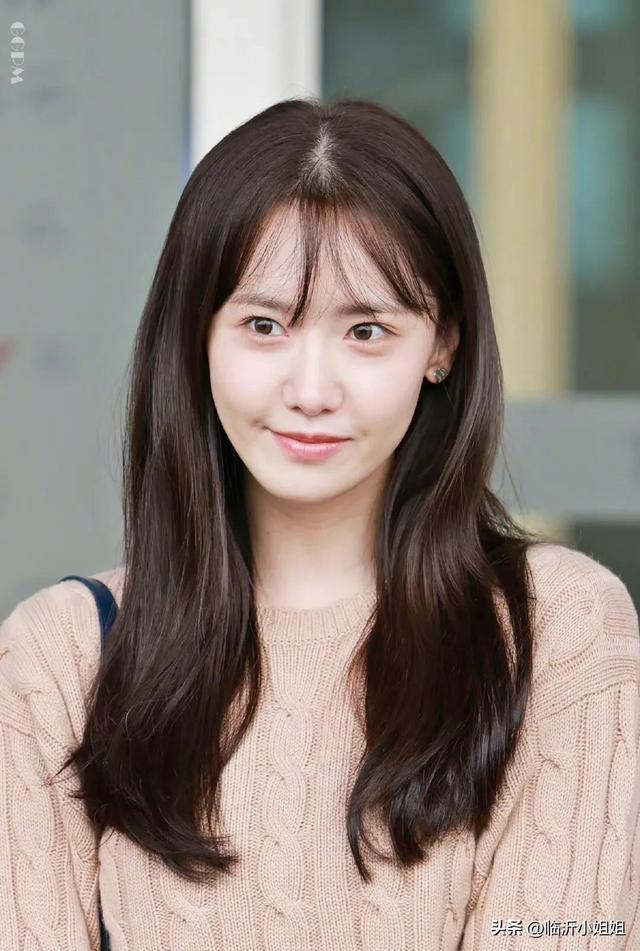 林允儿,清纯温柔的靓丽美少女,仙气飘飘的气息,让人沉醉