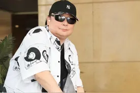 香港知名男星宣告复出！自曝没有精神病，身材发胖到认不出图片