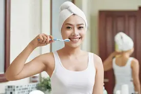 全身疾病“写在”牙齿上图片