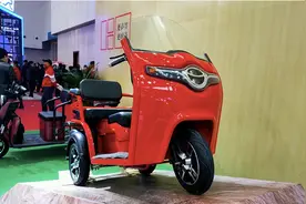 3款接娃小三轮新品来了，代步、接娃两用，爱玛、宗申、雅迪在列图片