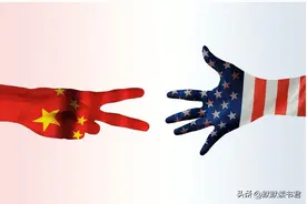 中东剧变，东欧解体，天安门城楼上的那句口号，我们不是喊喊而已图片