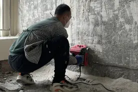 工头费尽心机让我铲墙皮，后来才知道，我家压根不用铲，白花六千图片