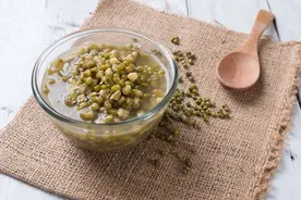 清热又解暑？为何我煮的绿豆汤，偏偏是红色？或许是这3个原因图片