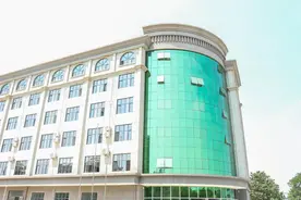 石家庄现代文化传媒学校2022年公开招聘学科教师公告图片