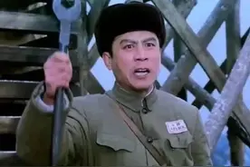 用肉体做钢轨螺钉，保证18列军车全部安全通过，这是何等的壮举图片