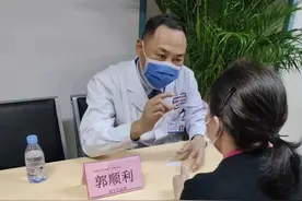 7成女性都经历过这种疼！医生释疑：乳房疼痛与乳腺癌有关吗？图片