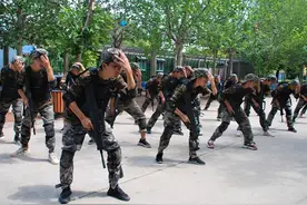 北京军事夏令营推荐图片