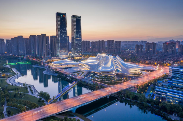 @所有人 有奖摄影作品征集活动开始!快来投稿吧~