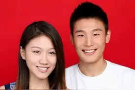 有钱多生娃!武磊漂亮妻子三胎生下女儿,结婚9年生1子2女依然美貌图片