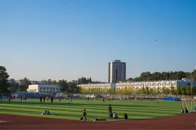 林业大学排名，这两所学校分数低，保研率高图片