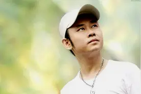 刀郎与他的两任妻子图片