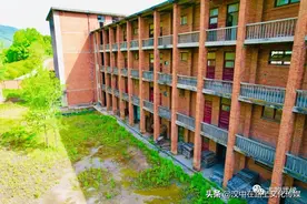 在汉中山村里发现了“三线建设”遗迹图片