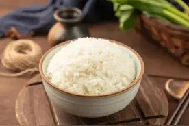 别再因为减肥而拒绝主食了图片