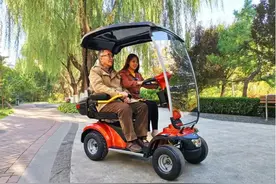 老年人青睐的电动小三轮车能上路吗？要驾照吗？搞明白再买更放心图片