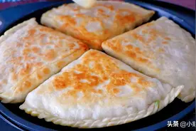 全家最爱的千层肉饼，3天不吃就嘴馋，外酥里嫩，层层裹着肉馅图片