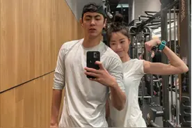纪凌尘晒合照官宣恋情，与新女友在健身房甜蜜合照，你怎么看？图片
