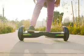 这种“索命”平衡车别给孩子买！没啥好处，安全隐患还很多图片