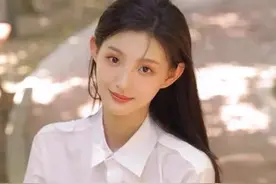 女人故意问你这些问题，就是在暗示你：她喜欢你图片