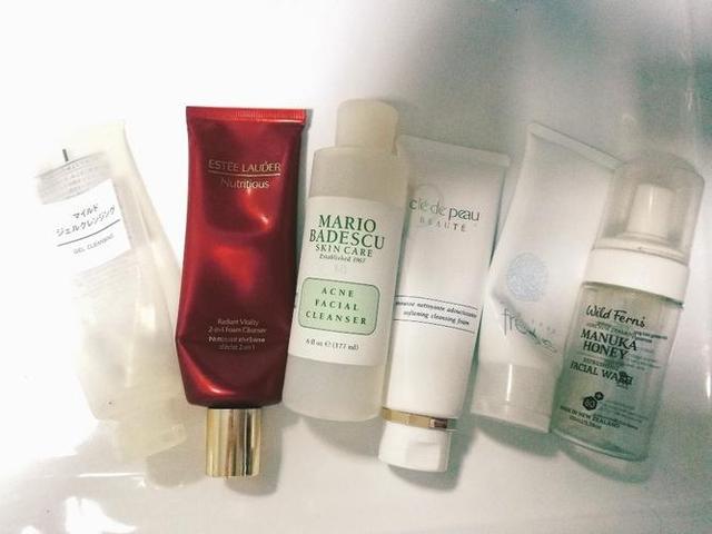 40岁左右用什么洗面奶？这5款大牌值得试试，有点小贵但对皮肤好