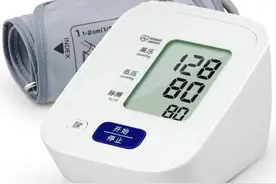 家中测血压，要注意这5个方面问题，不然测出来的结果肯定不准确图片