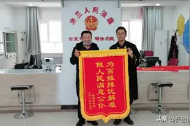 小小米兰法庭以“连心桥、合奏曲、同心圆” 打造“法治无讼罗布泊”护航乡村振兴！图片