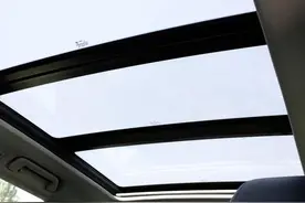 “太阳能全景天窗”算比亚迪放大招了吗？有人说能多跑几十公里…图片