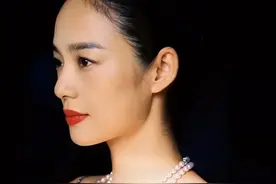 中年女人，最好别戴这3种“首饰”，拉低气质不说，看着很廉价图片