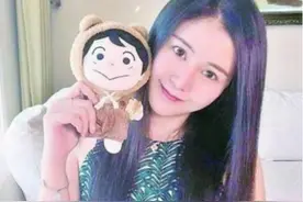 90后姑娘，19岁做中老年服装模特红遍网络，29岁被国际奢侈品看中图片