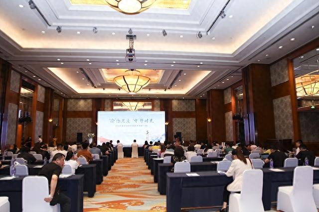 重庆新亚国际旅行社(重庆当地旅行社哪家好)