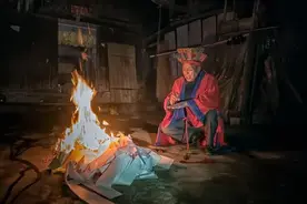 苗疆秘术引发的笑案图片