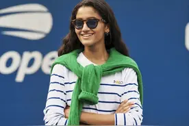 中年女人穿的裙子多长才得体？超短裙是不行的图片