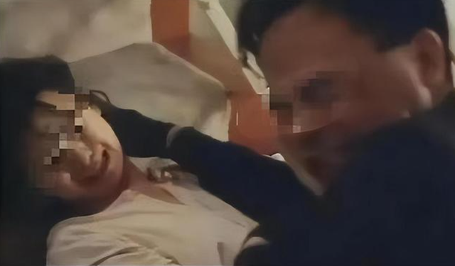年轻美女被拖进墓地轮奸，俩醉汉施暴四小时，残忍程度令人发指！