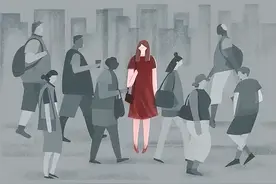 心理学：那些经常穿别人旧衣服的女人，最后的结局一般是三种图片