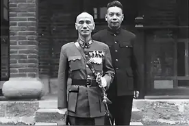 毛人凤不甘大权旁落，掀起内斗！蒋经国城府极深，差点置毛于死地图片