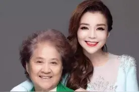 86岁母亲独居北美13年，朱迅曾哭着挽留，如今笑着说：我爱你再见图片