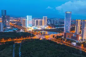 无夜市，不夏天！呈贡夜晚的“烟火人间”图片