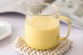 鲜榨玉米汁，好喝有技巧，大厨分享不外传秘诀，多放2样更香浓图片